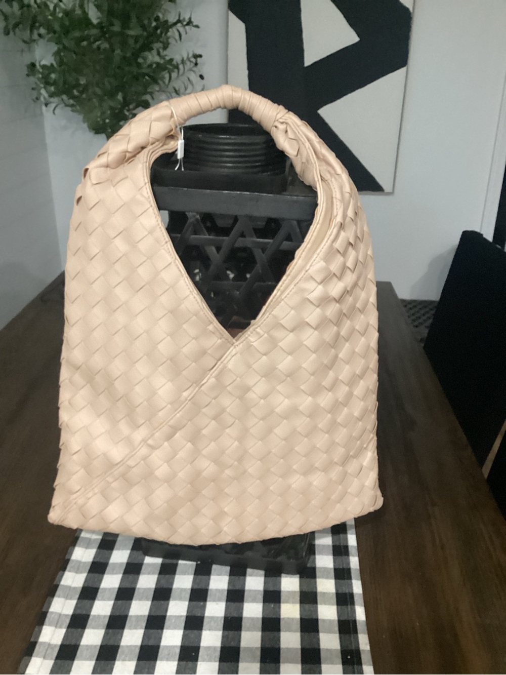 Moda Luxe Blush Woven Hobo Bag - Picture 6 of 7